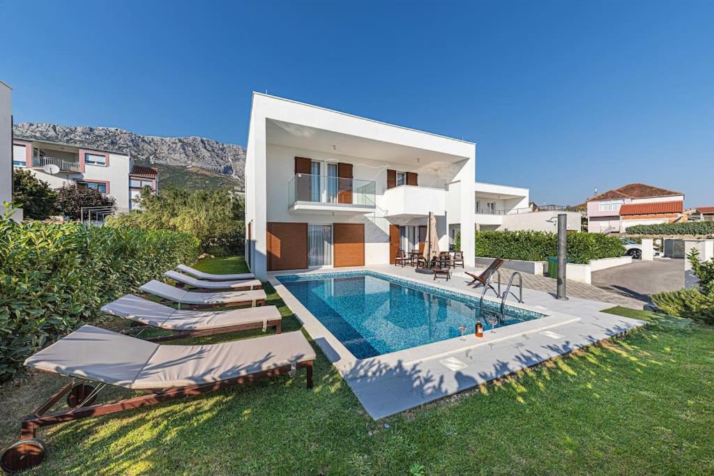 Luxury Villa Tina With Private Heated Pool Kaštela 外观 照片