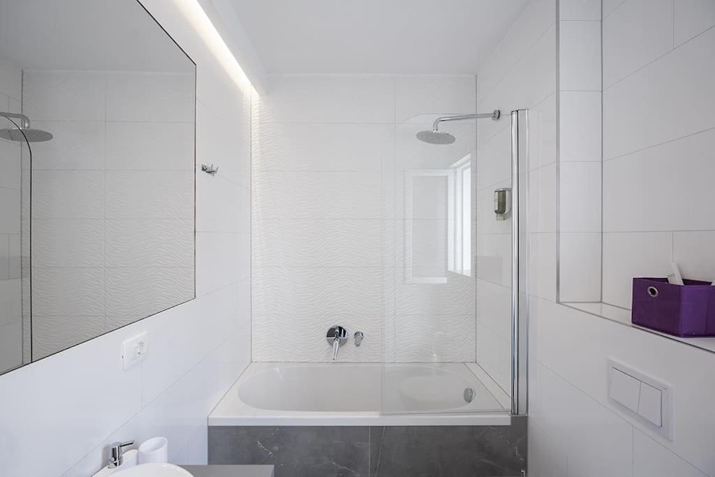 Luxury Villa Tina With Private Heated Pool Kaštela 外观 照片